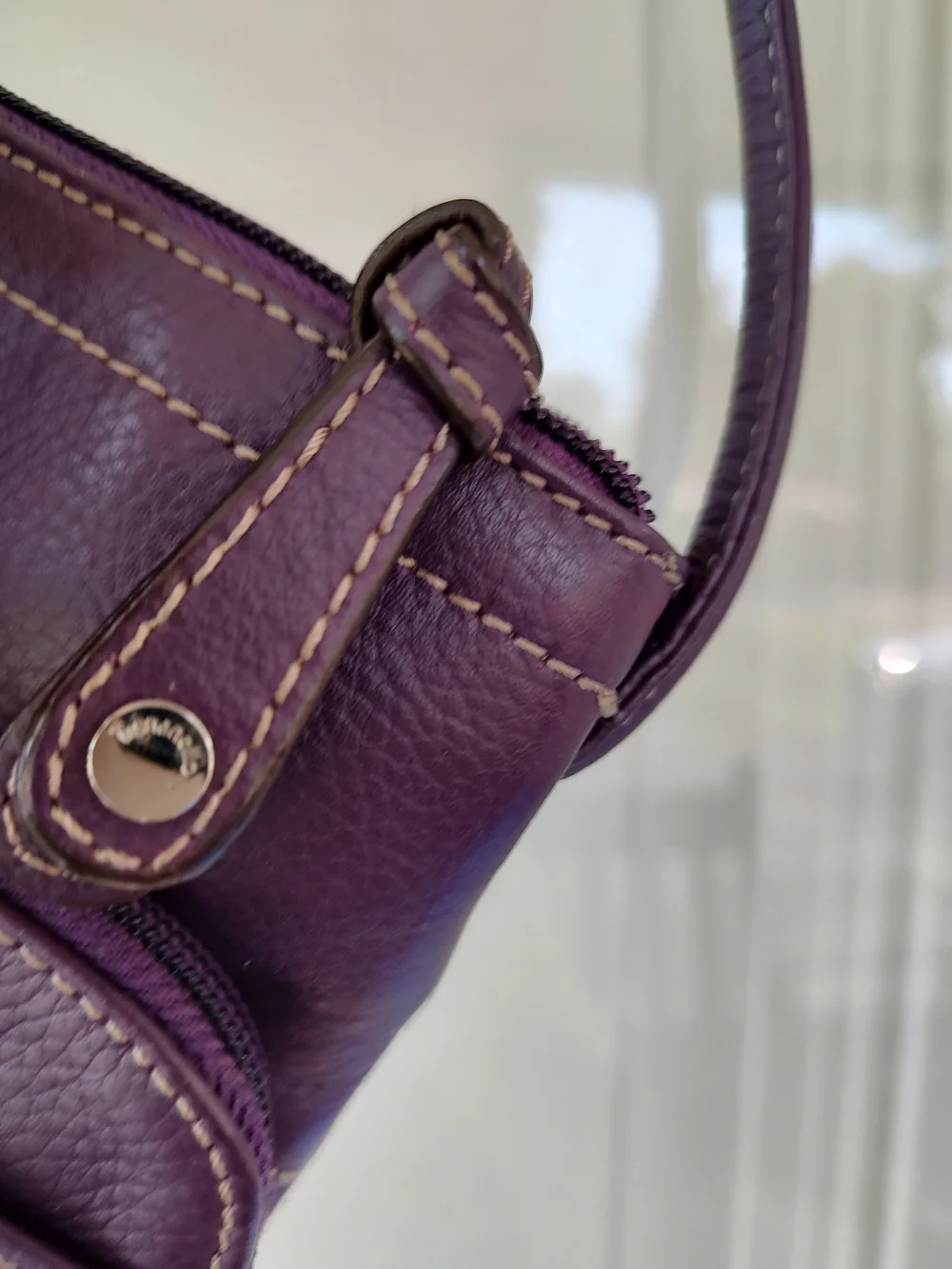 Tignanello Purple Leather Crossbody Bag - Picture 4 of 15